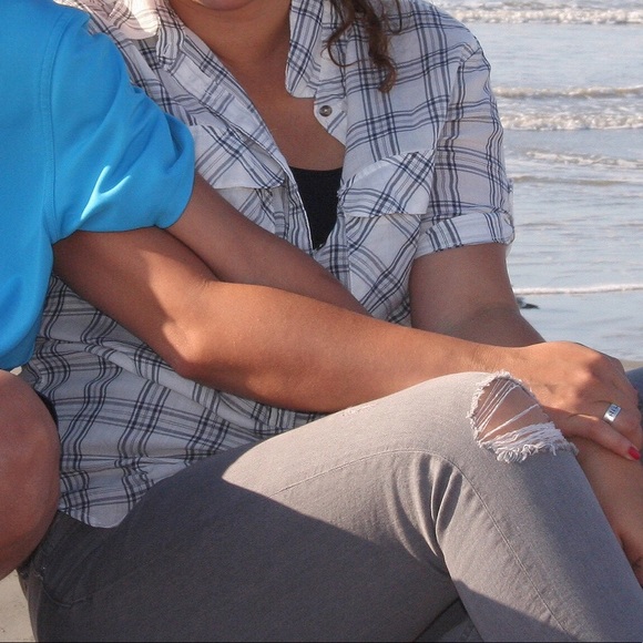 Short sleeve halfway button down - Picture 4 of 4